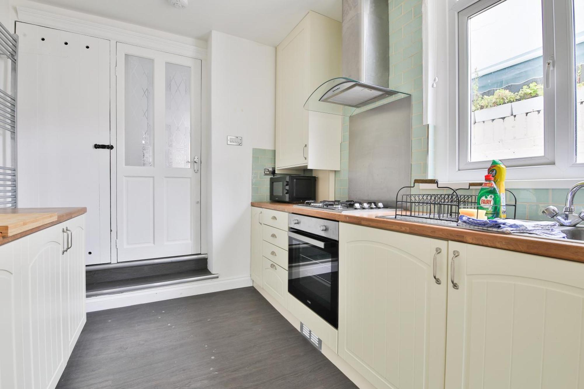 Fresh Cardiff Bay 2 Bedroom House- 3 Tv'S Dış mekan fotoğraf