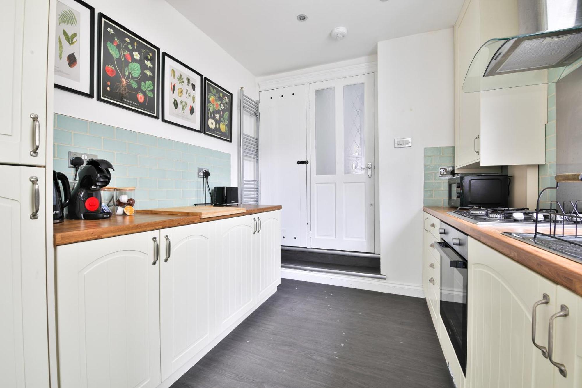 Fresh Cardiff Bay 2 Bedroom House- 3 Tv'S Dış mekan fotoğraf
